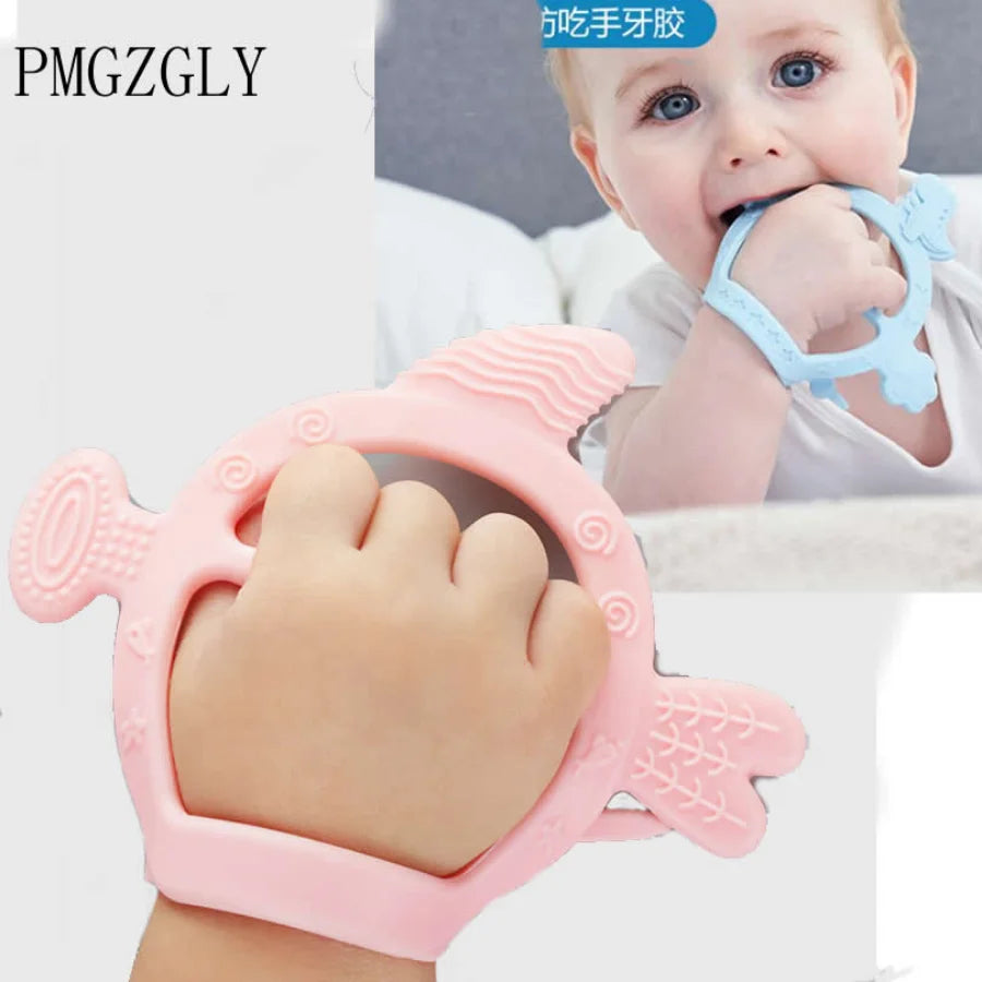Baby Food Grade Silicone PP Training Nipple with Pig Handle – Pacifier Feeder for Milk & Fresh Fruit Nibbler