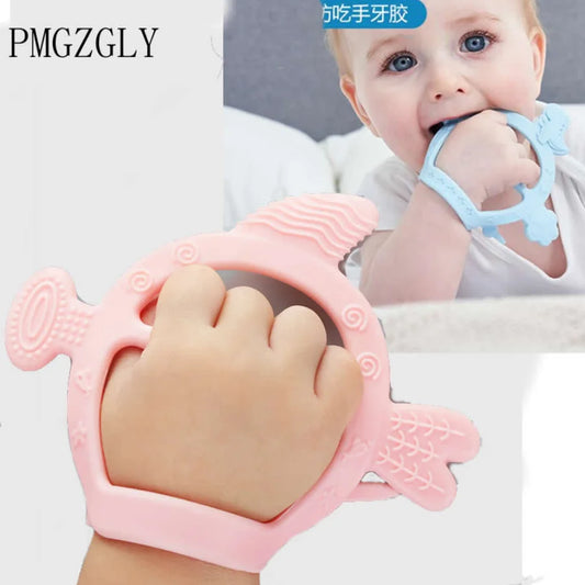 Baby Food Grade Silicone PP Training Nipple with Pig Handle – Pacifier Feeder for Milk & Fresh Fruit Nibbler